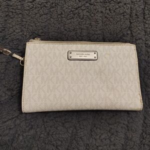 Michael Kors Beige Wristlet